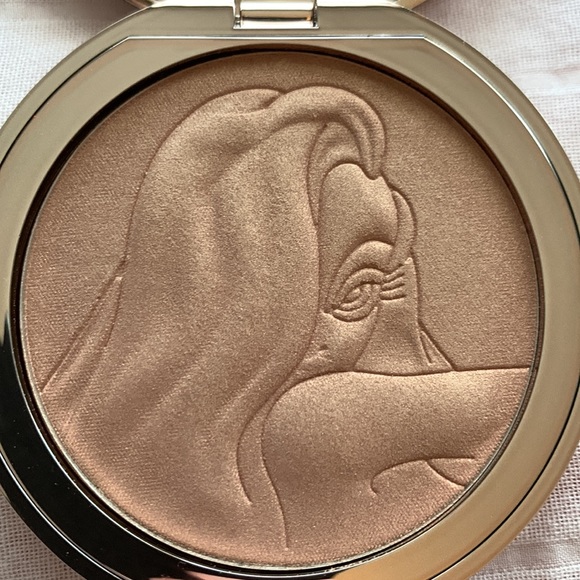 Ciate London Roger, Darling Highlighter - Picture 2 of 3